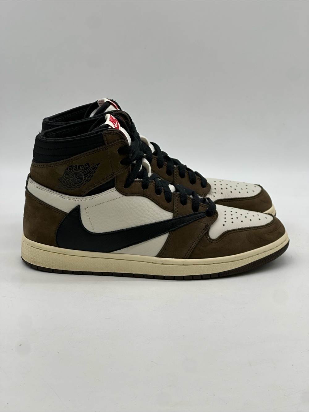 Nike Air Jordan 1 Retro High OG Travis Scott Mocha Sneakers. Size 10.5